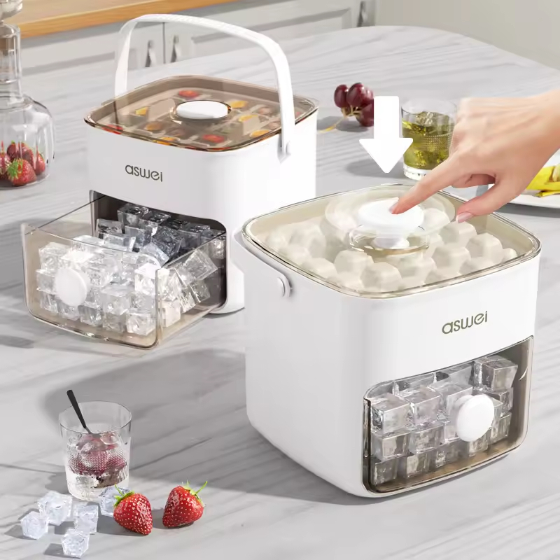 قالب صنع مكعبات الثلج للثلاجة  - مراجعة Food Storage Hot Box وسعره
